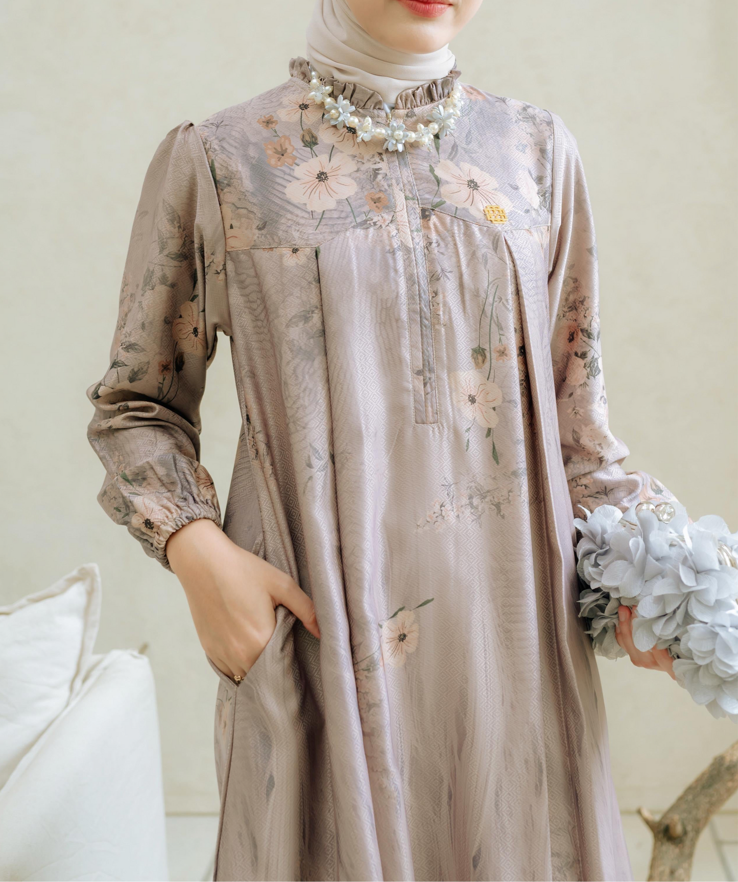 Safira Dress in Mauve