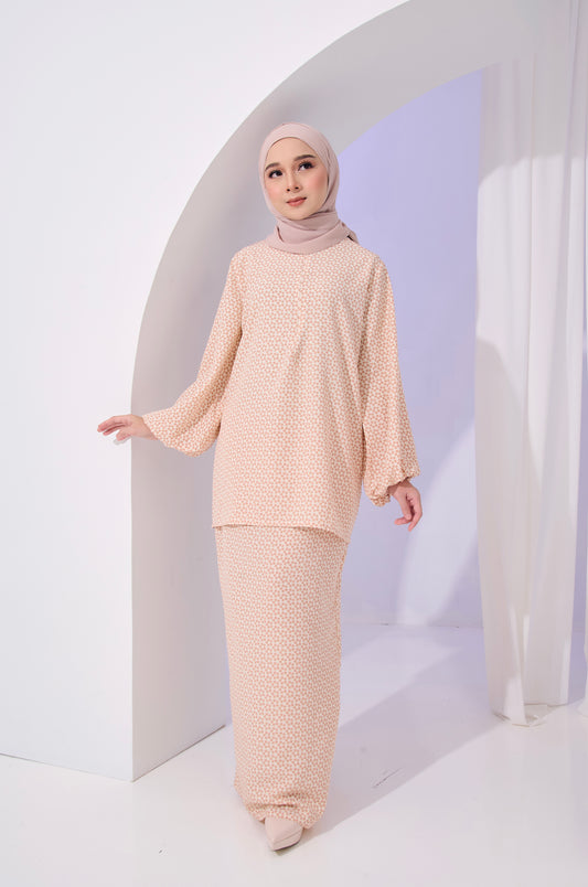 Suri Kurung in Beige