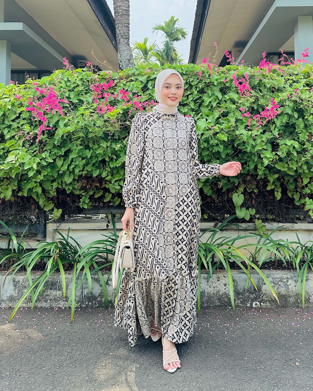 Indri Dress in Ash