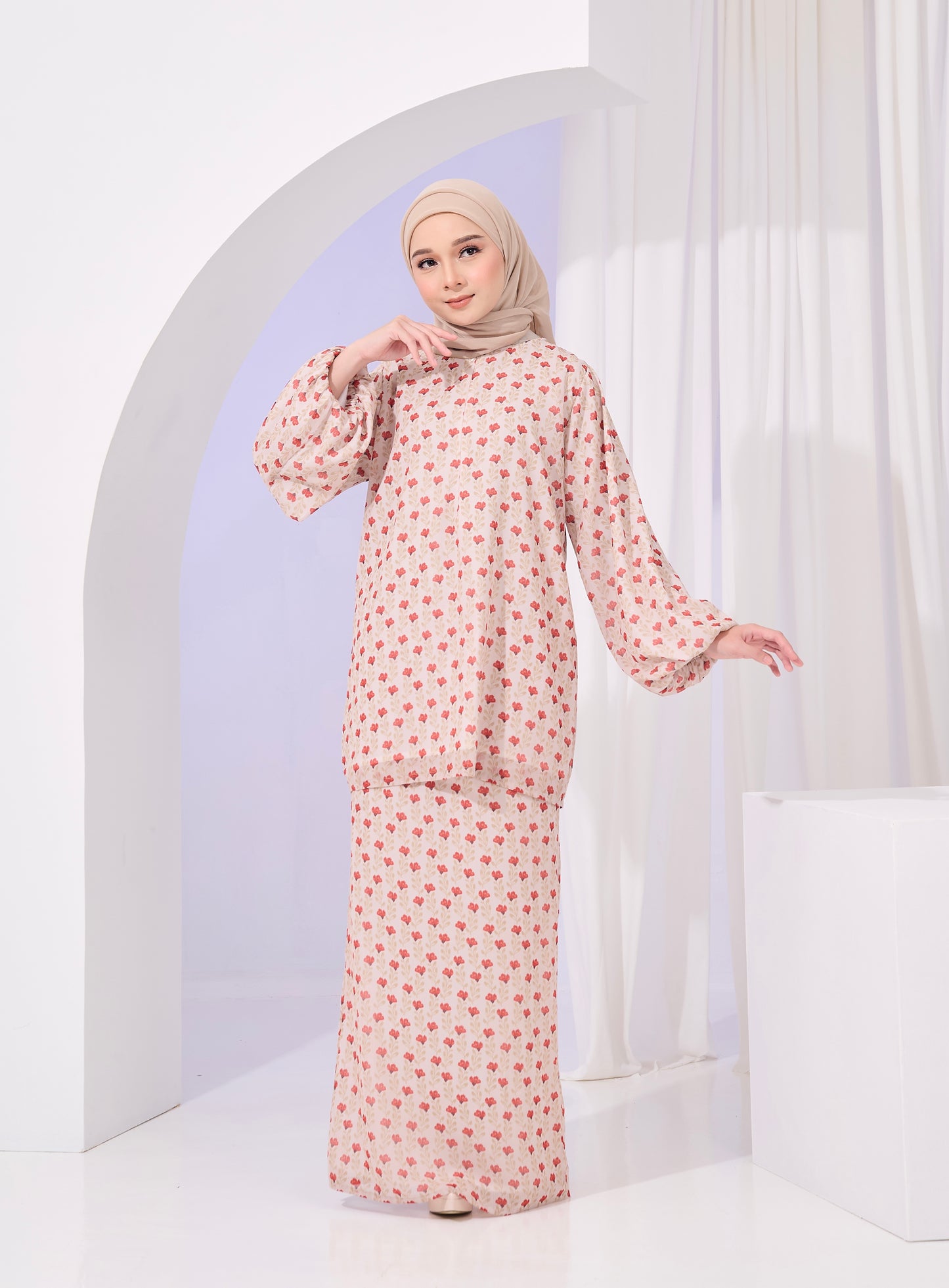 Stella Kurung in Bell Custard