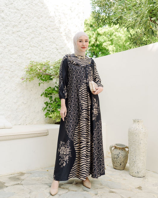 Luvena Dress in Coffee