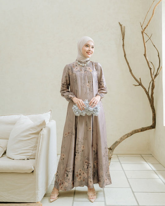 Safira Dress in Mauve