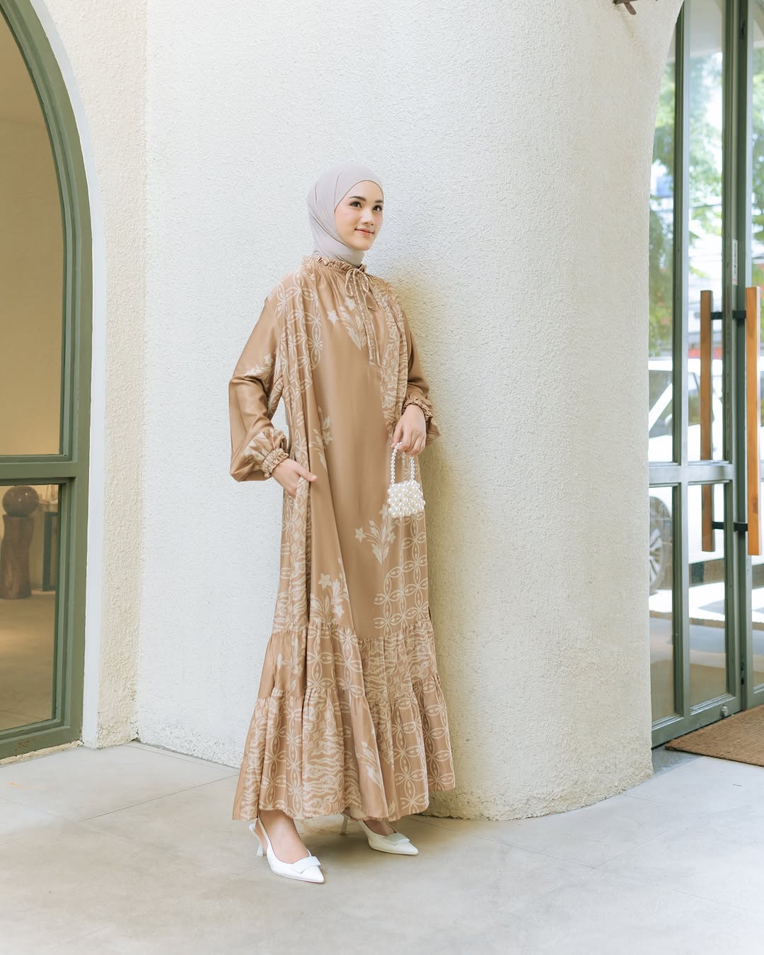 Sasqia Dress in Caramel