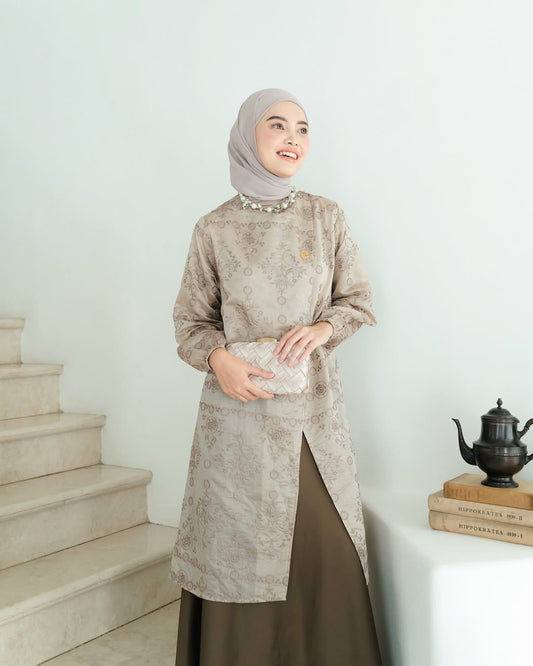 Elisa Tunic in Latte