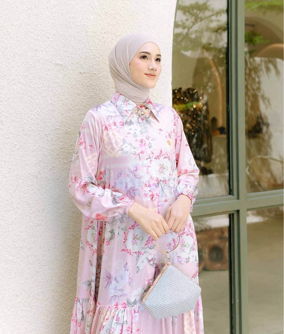 Irena Dress in Petunia Pink