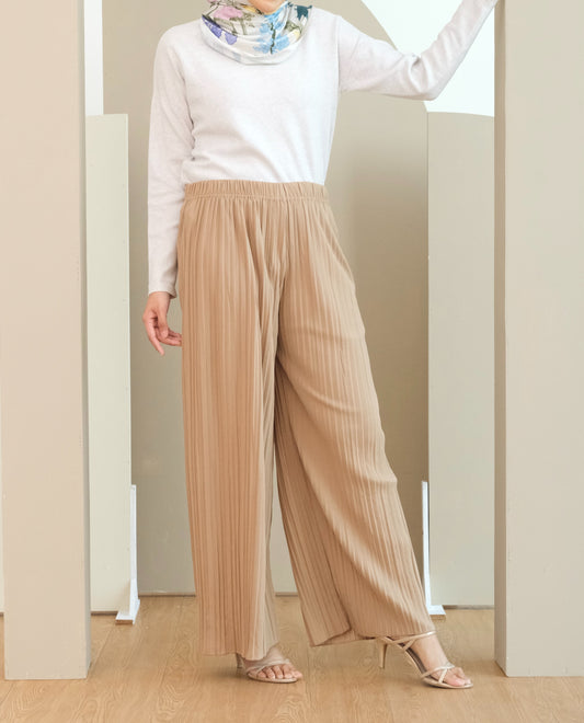 Laurel Pants in Khaki Brown