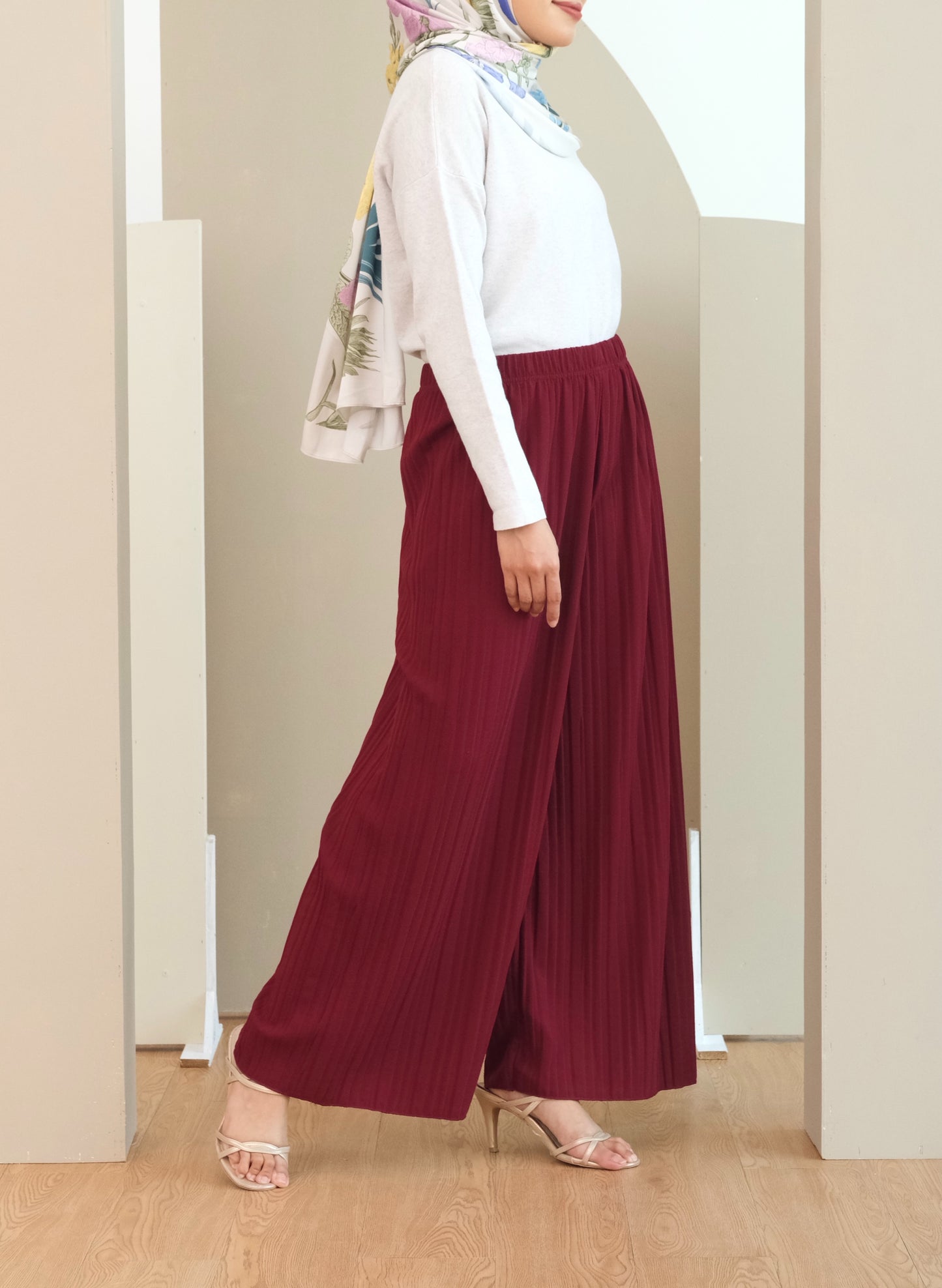 Laurel Pants in Red Wine