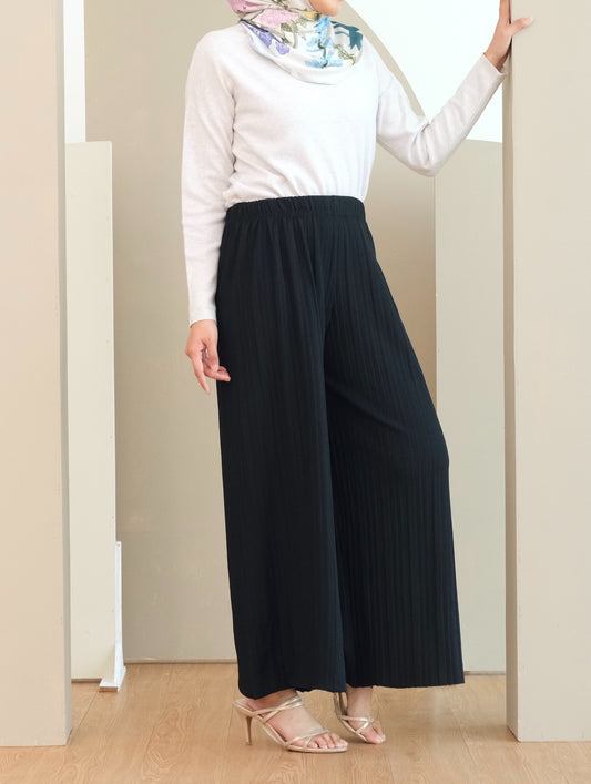 Laurel Pants in Jet Black